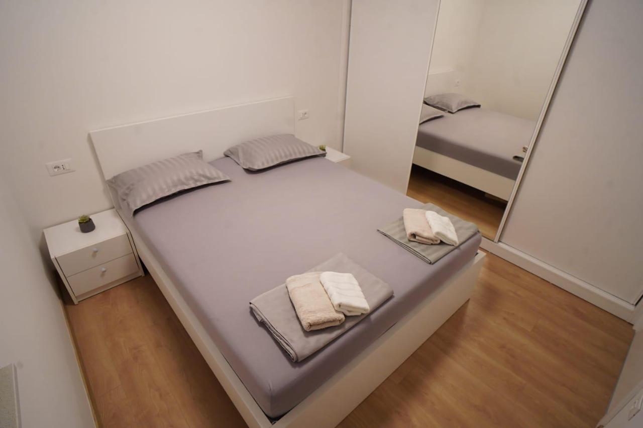 Apartman Kim มาคาร์สกา ภายนอก รูปภาพ